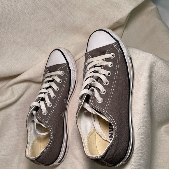 Converse All Star Low Gray Chuck Taylor Unisex Sneakers. Woman 7 Men’s 5 - Picture 5 of 10